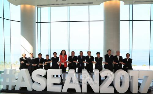 ASEAN thúc đẩy kinh tế, đầu tư và hội nhập thương mại 